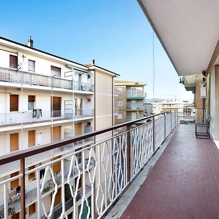 Casa Rose Di Mare Appartement Albenga Buitenkant foto
